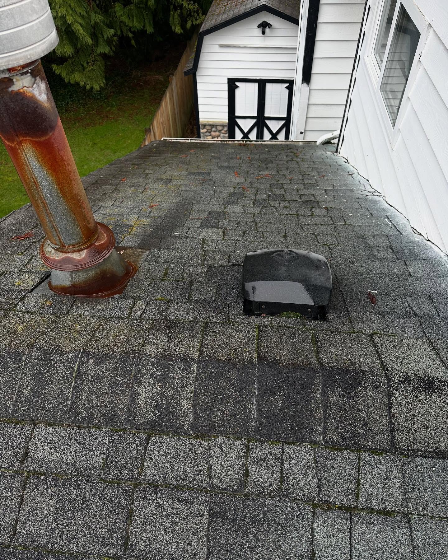 Roof Damage Repair in Woodinville: Act Before It Spreads